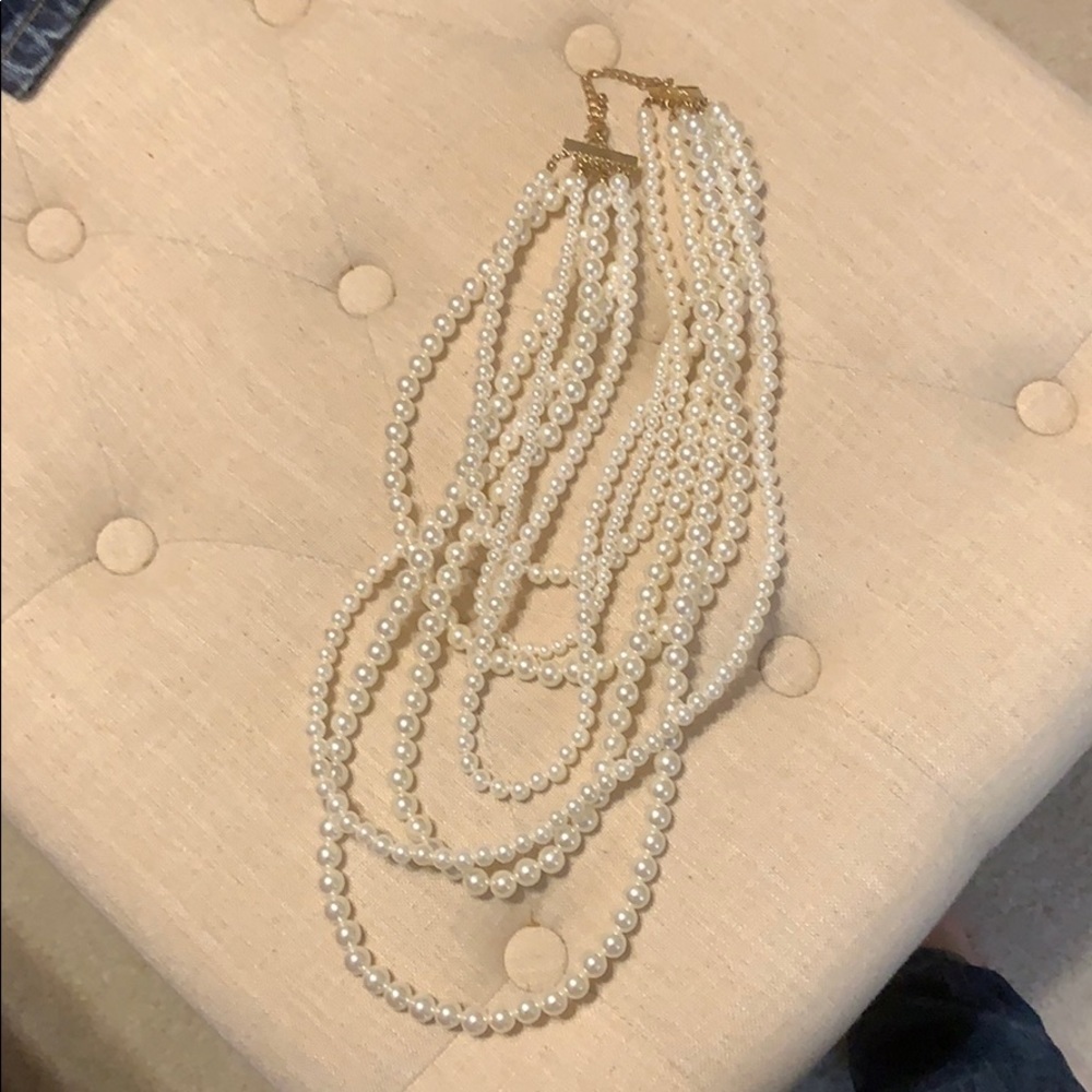 Multi pearl necklacd